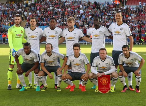 的表现令人 的表现令人